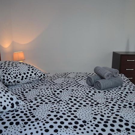 Villa Kristina - Artemida מראה חיצוני תמונה
